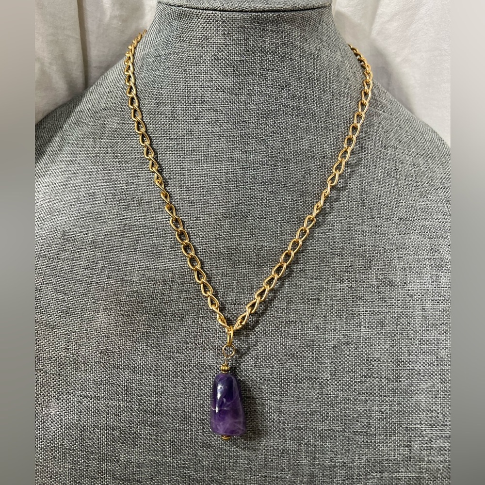 Amethyst Stone On A Gold Chain Simply Stunning And Amazingly Beautiful 20”☑️